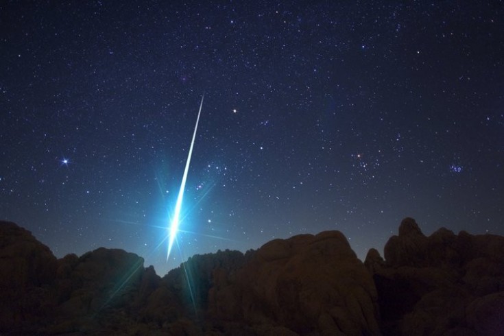 Geminid Meteor Showers To Dazzle The Skies This Weekend
