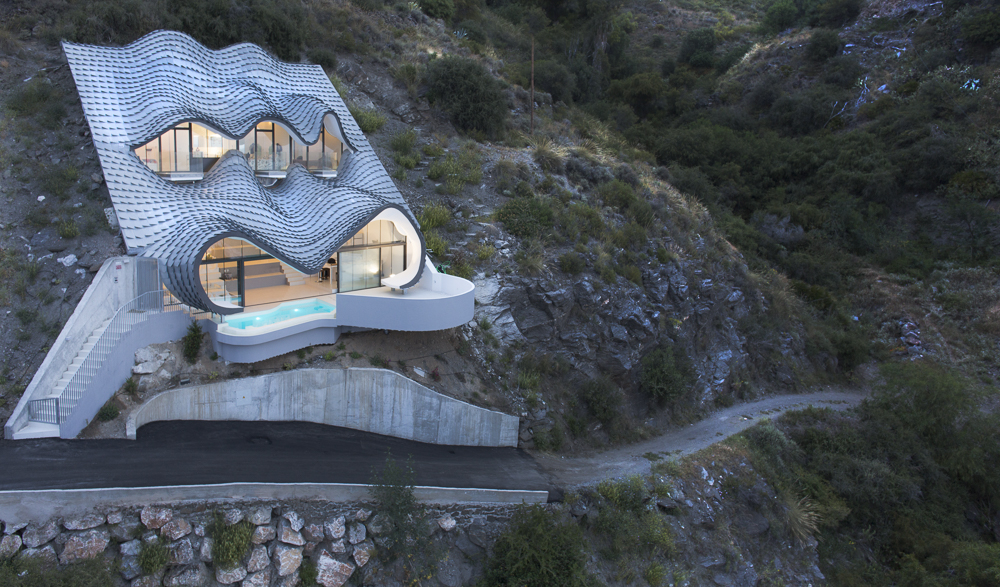 Spain's Casa del Acantilado (Cliff House) Is An Architectural Marvel