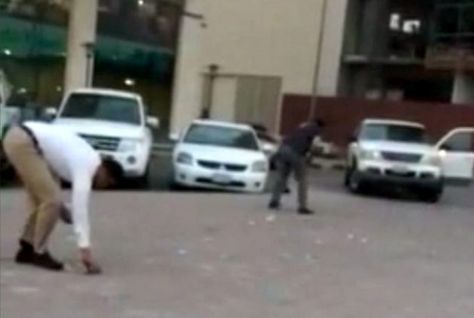 Unexpected Money "Downpour" Halts Traffic in Kuwait