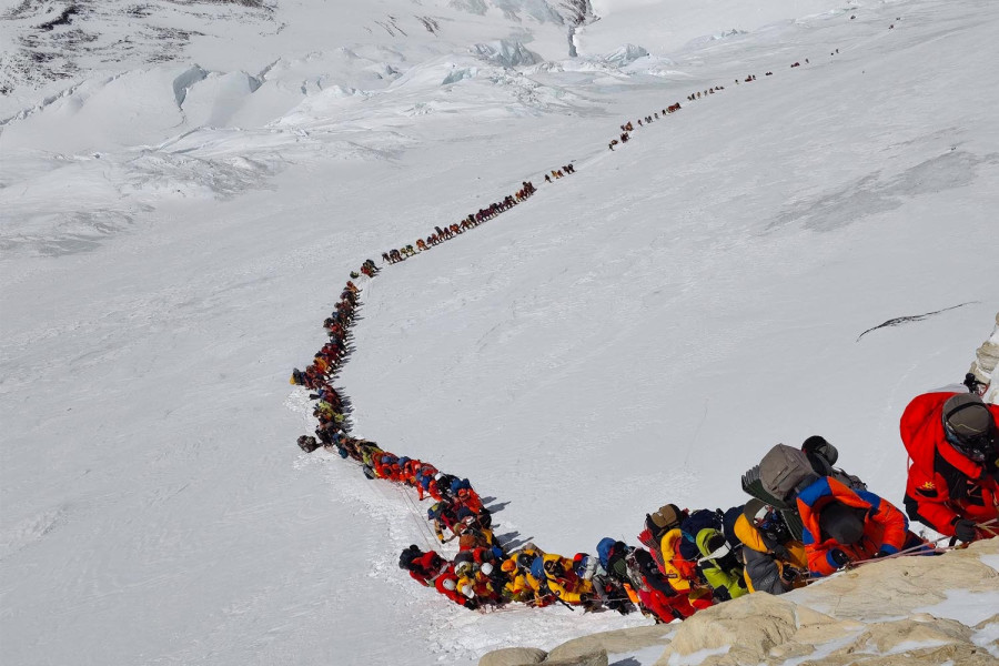 Record 274 Climbers Reach Mount Everest Summit In A Single Day