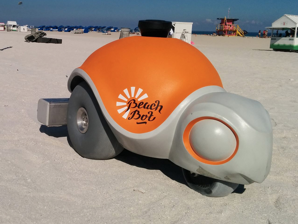 Beachbot, The World's Most Adorable Sand Artist