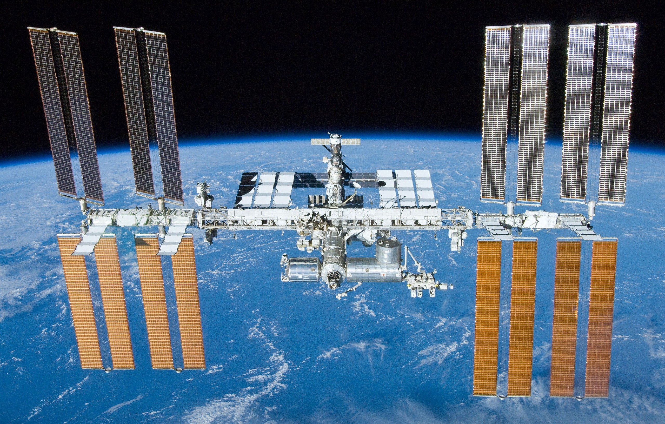 NASA To Allow Private Astronauts Aboard The International Space Station By 2020