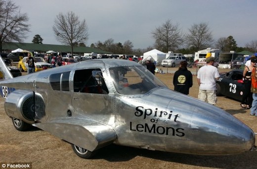 Video Of The Week - It's A Plane, It's A Car . . . . It's Both?