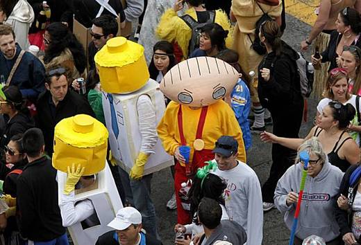 70,000 'Runners' Join in San Francisco's Quirky Race
